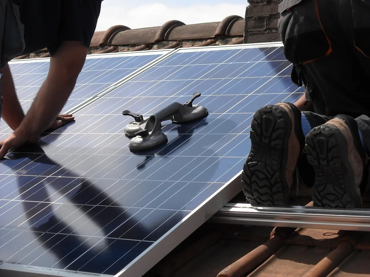 solar panels, placement, green energy, green power, ecology, electricity, durable, labor, solar panels, solar panels, solar panels, solar panels, solar panels. Solar installer pay rates and labor costs
